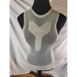 Q36.5 Unisex Base Layer Mesh Tank Light Gray S-M Read